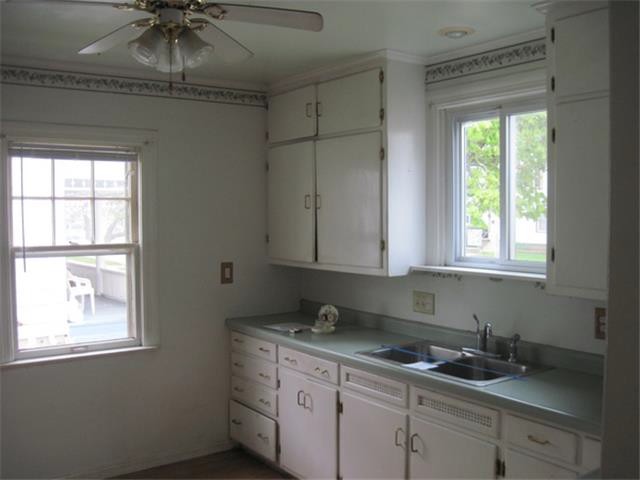 2042 Hickory Grove AveRacine, WI, 53403Racine County
