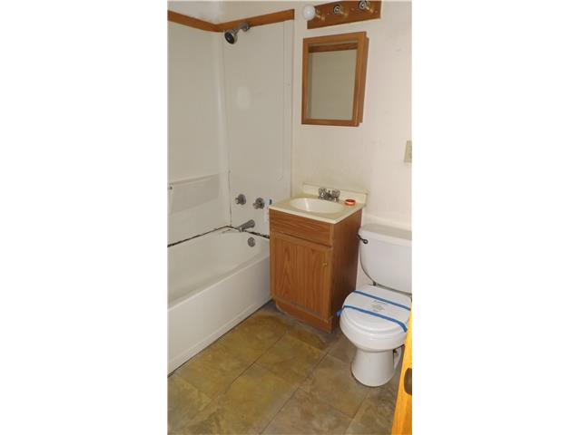 1915 Harriet StRacine, WI, 53404Racine County