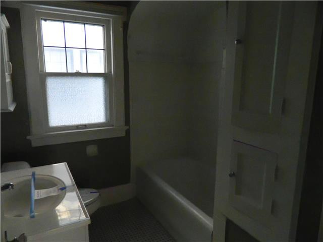 825 Westlawn AveRacine, WI, 53405Racine County