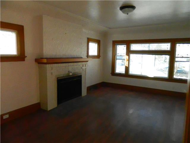 825 Westlawn AveRacine, WI, 53405Racine County
