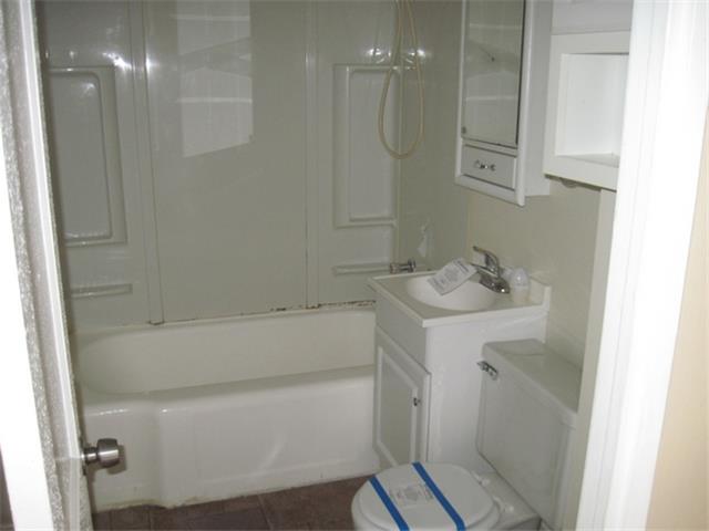 2056 Blaine AveRacine, WI, 53405Racine County