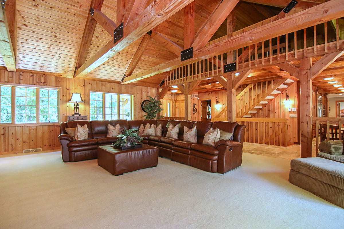924 HILLSIDE RD, Edgerton, WI 53534