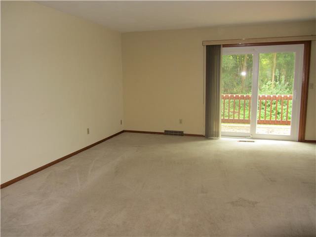 925 Somerset DrJanesville, WI, 53546Rock County