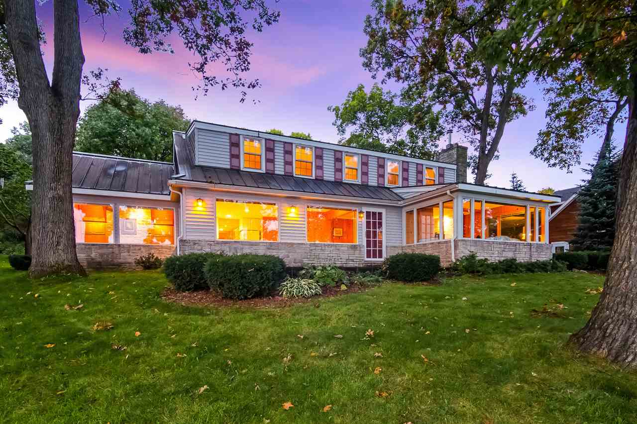 N6658 SHOREWOOD HILLS RD, Lake Mills, WI 53551