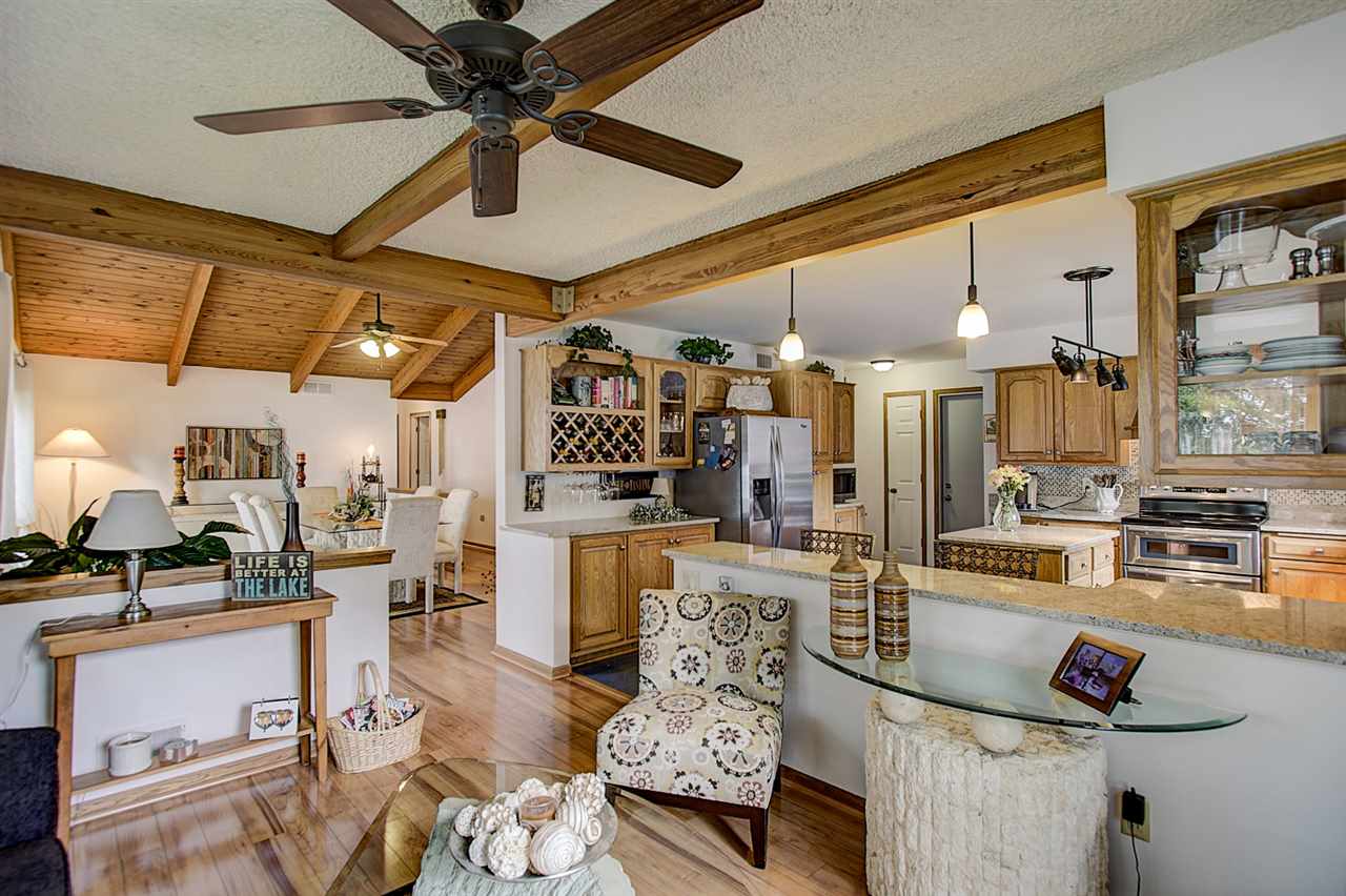 W7834 Shore Acres Rd, Lake Mills, WI 53551