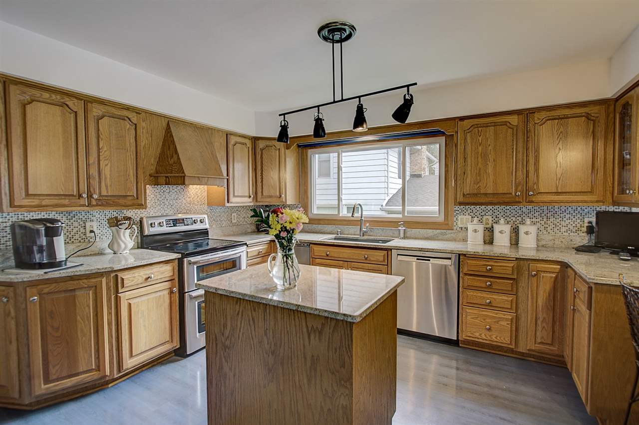 W7834 Shore Acres Rd, Lake Mills, WI 53551