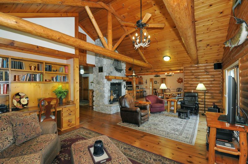 W13628 RAUSCH RD, Lodi, WI 53555