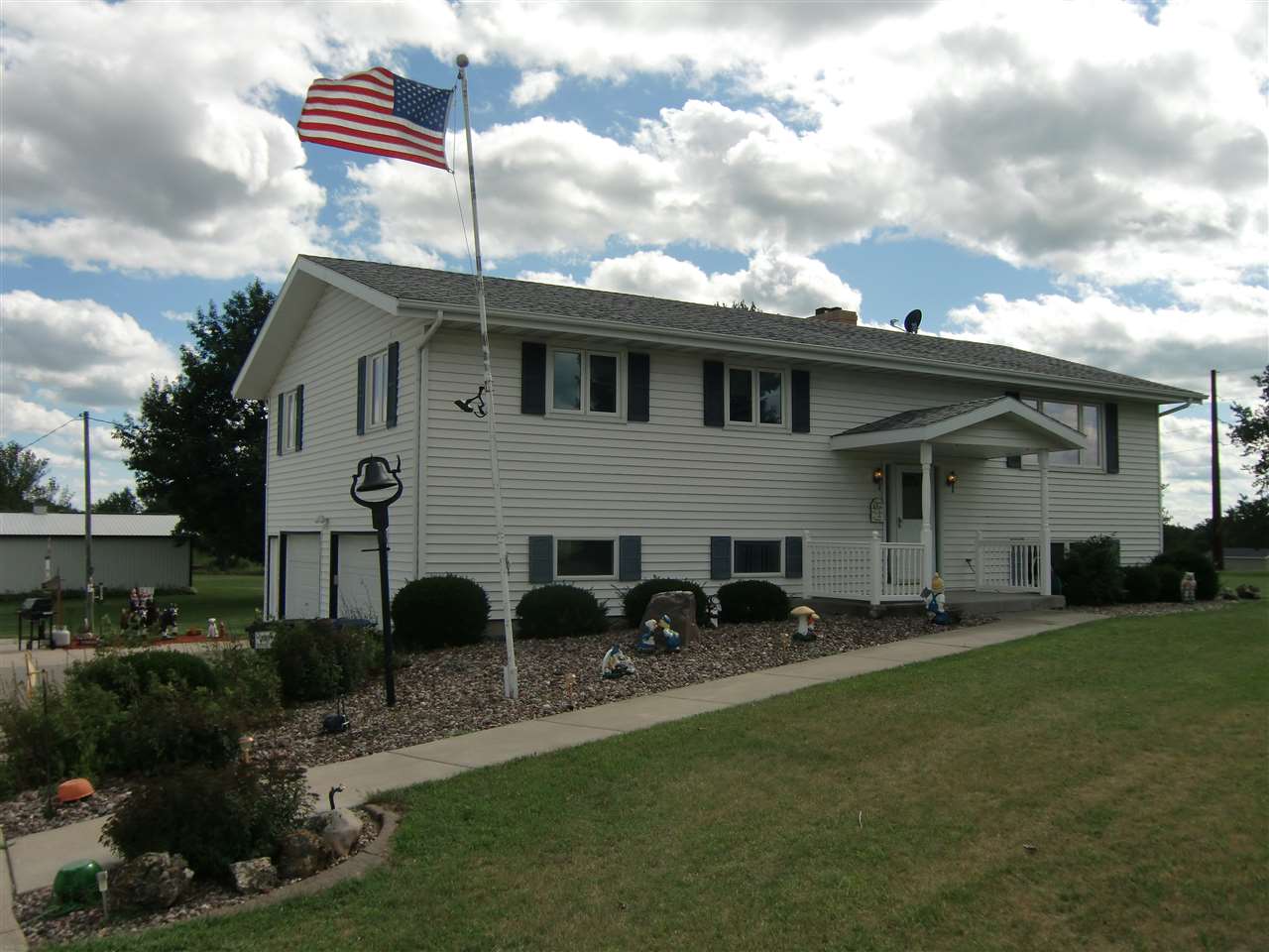 N2190 Hwy 188