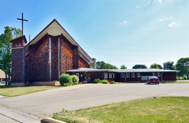 W11095 Lakeview Dr