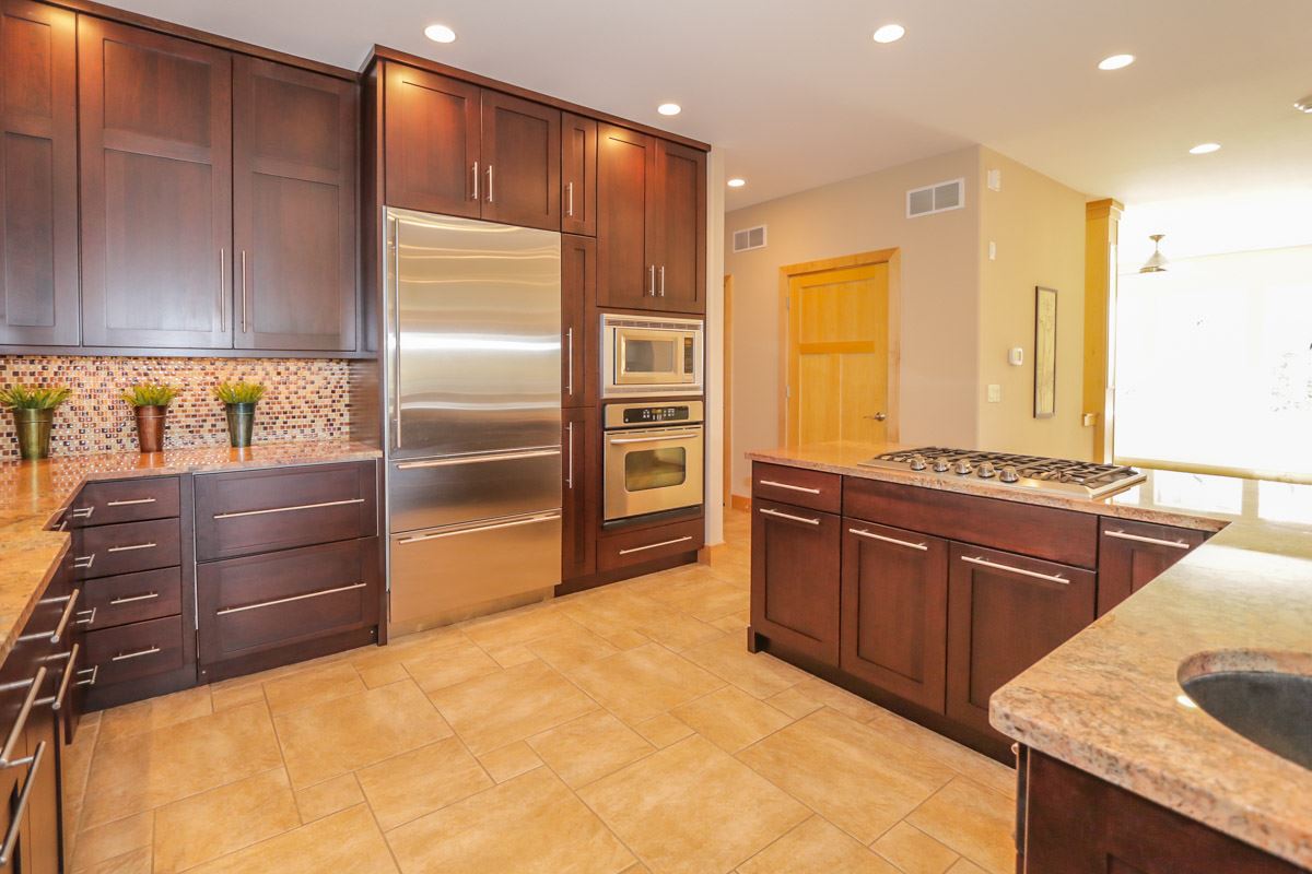 7682 SCHILLER CT, Middleton, WI 53562
