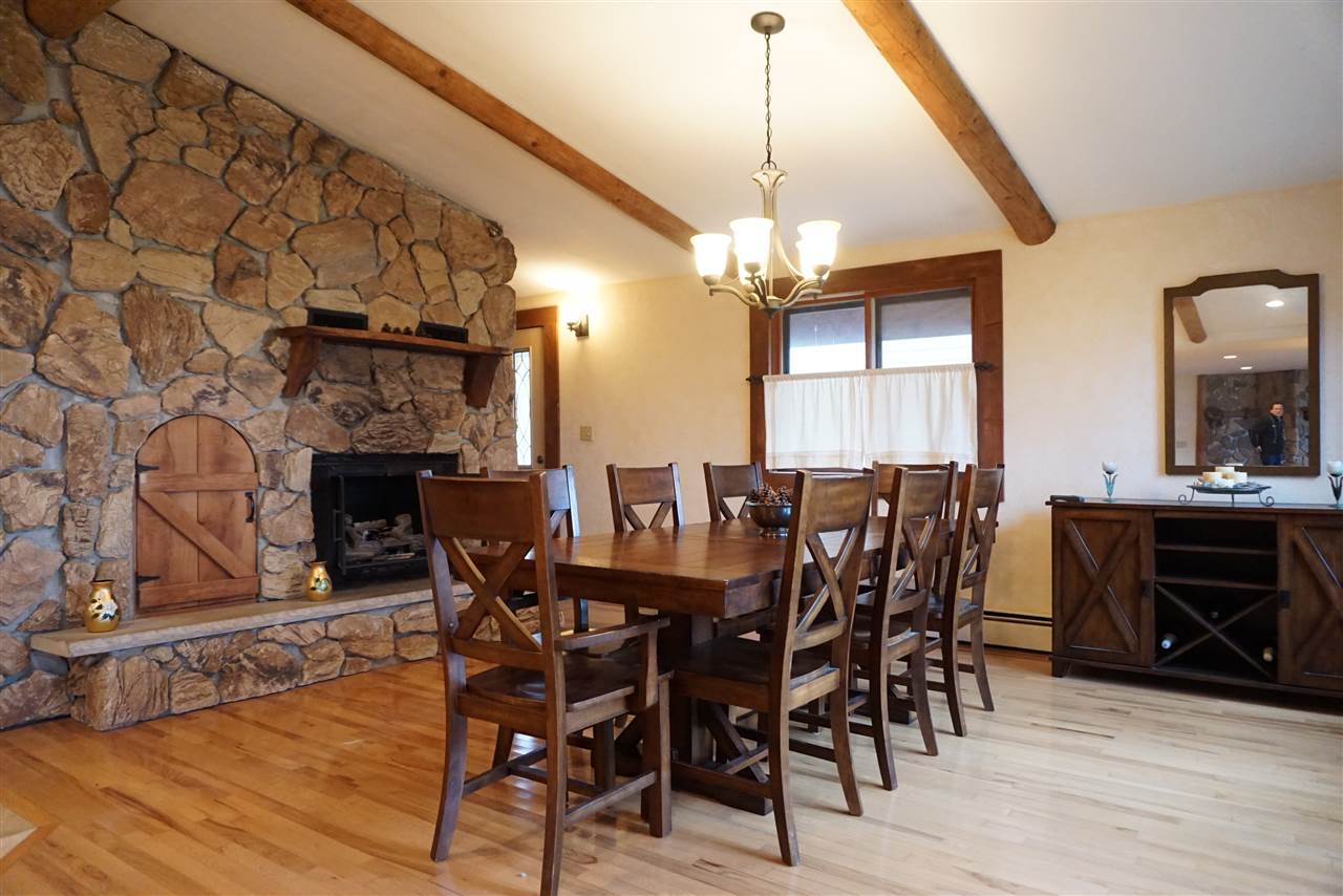 2898 TOMAHAWK CT, Middleton, WI 53562