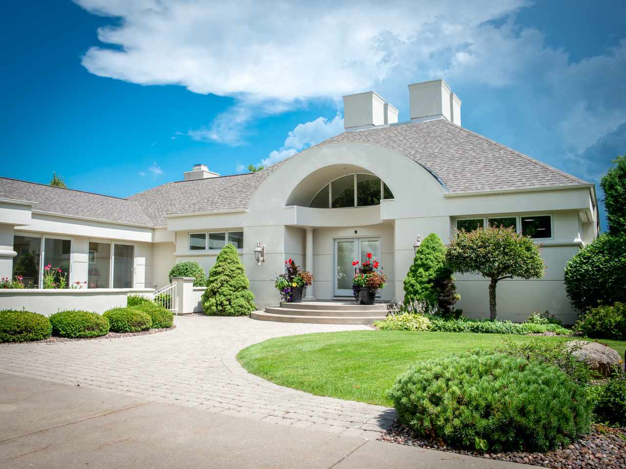 4607 Signature Dr