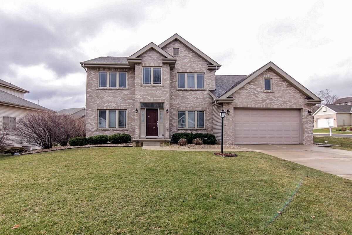 701 Greystone Ln