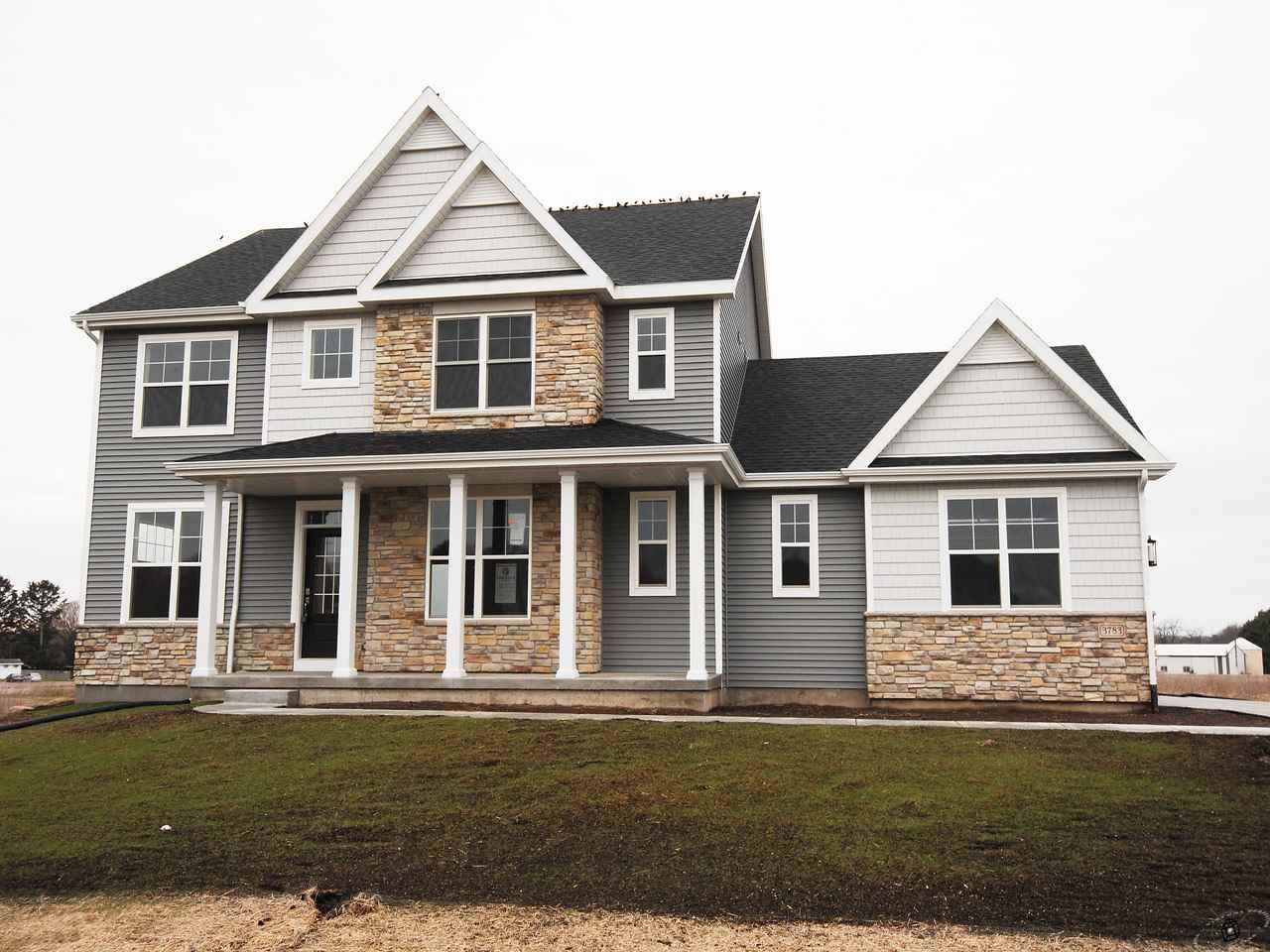 701 Greystone Ln
