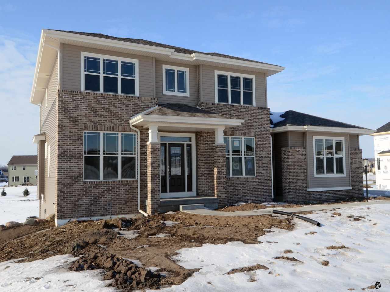 701 Greystone Ln