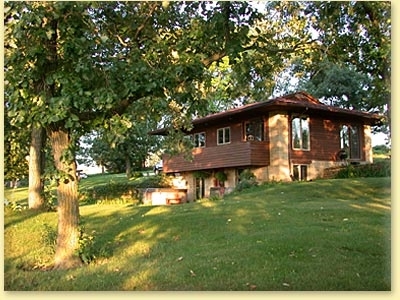 557 Ferndale Rd
