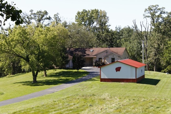 1154 E Lake Rd