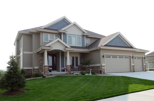 920 S Azure Ct