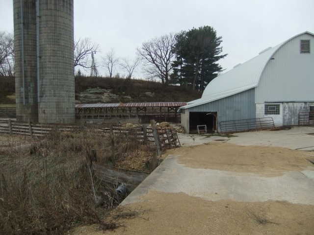 S10385 Paulus Rd, Plain, WI 53577