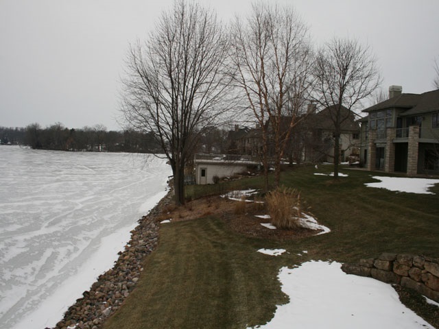 E12227 WATER'S EDGE CT, Prairie Du Sac, WI 53578