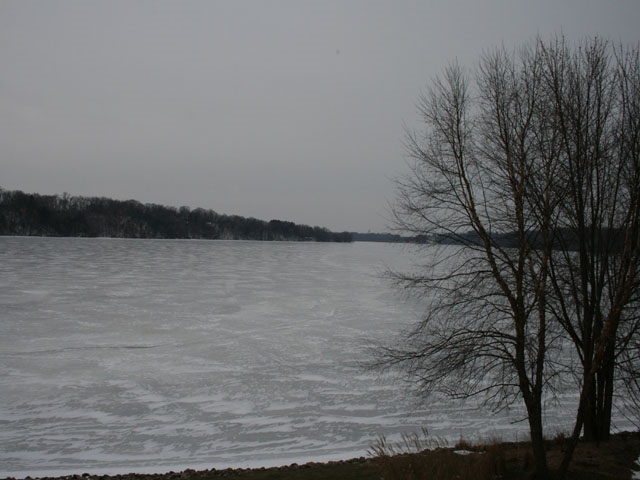 E12227 WATER'S EDGE CT, Prairie Du Sac, WI 53578