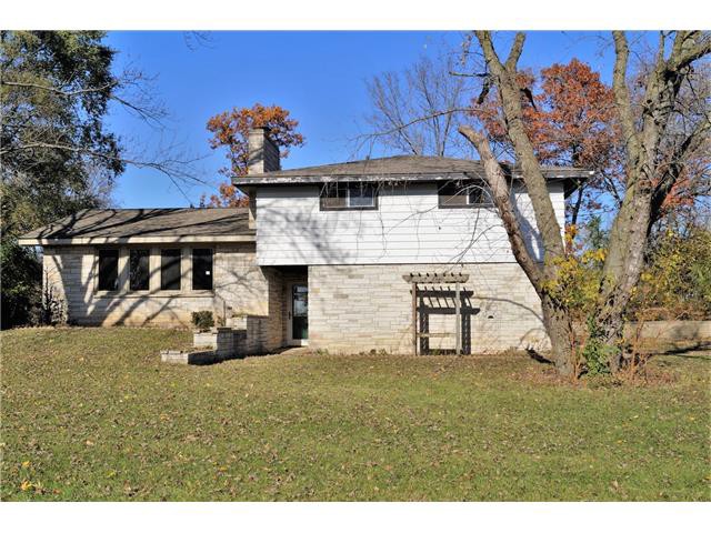 E11716 County Road PfPrairie Du Sac, WI, 53578Sauk County
