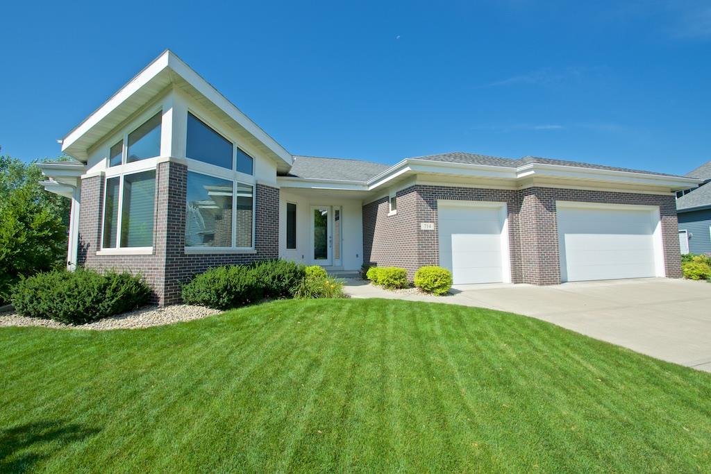 1327 South Springs Drive