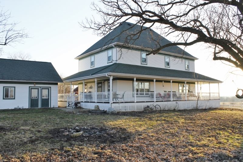 2049 SKAALEN RD, Stoughton, WI 53589