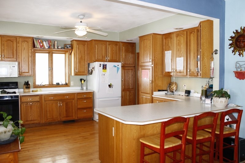 2049 SKAALEN RD, Stoughton, WI 53589