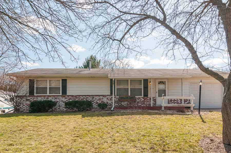 1201 Hyland Dr