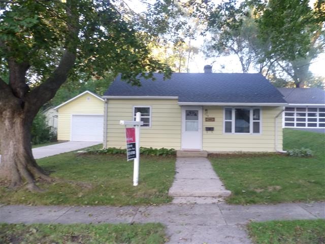 228 S Academy St