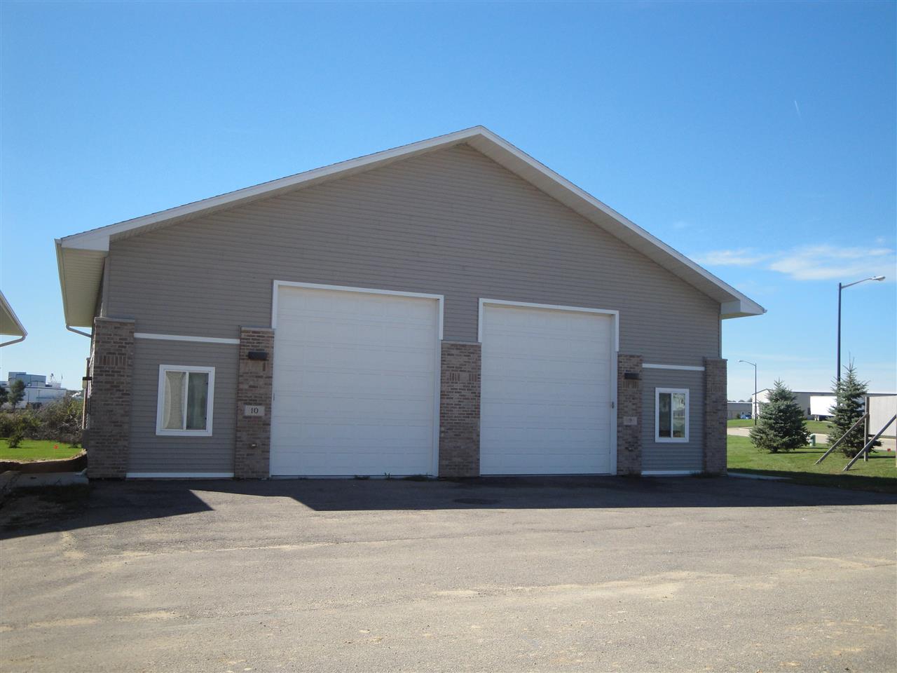 2071 River Estate Ln
