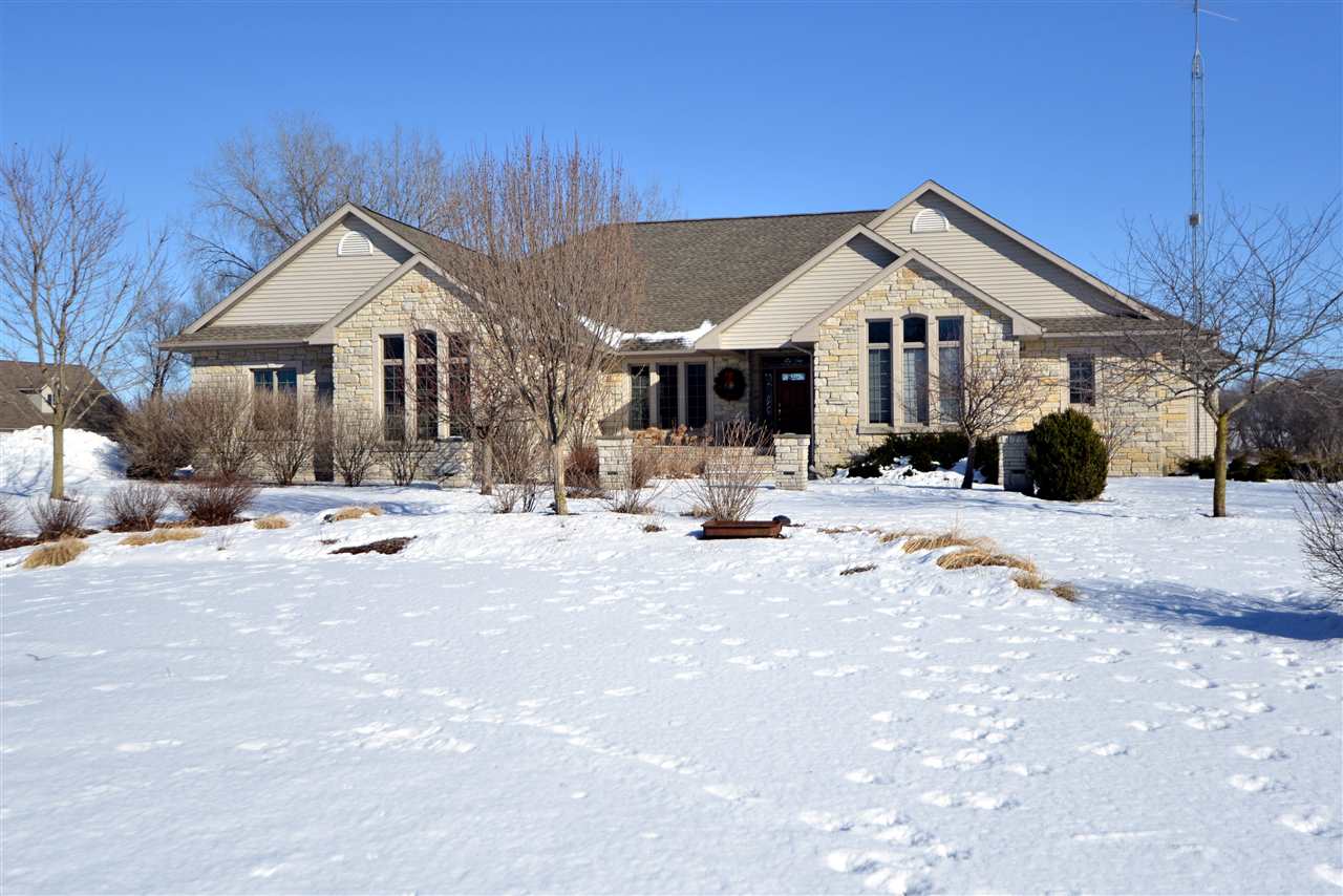 999 S BIRD ST, Sun Prairie, WI 53590