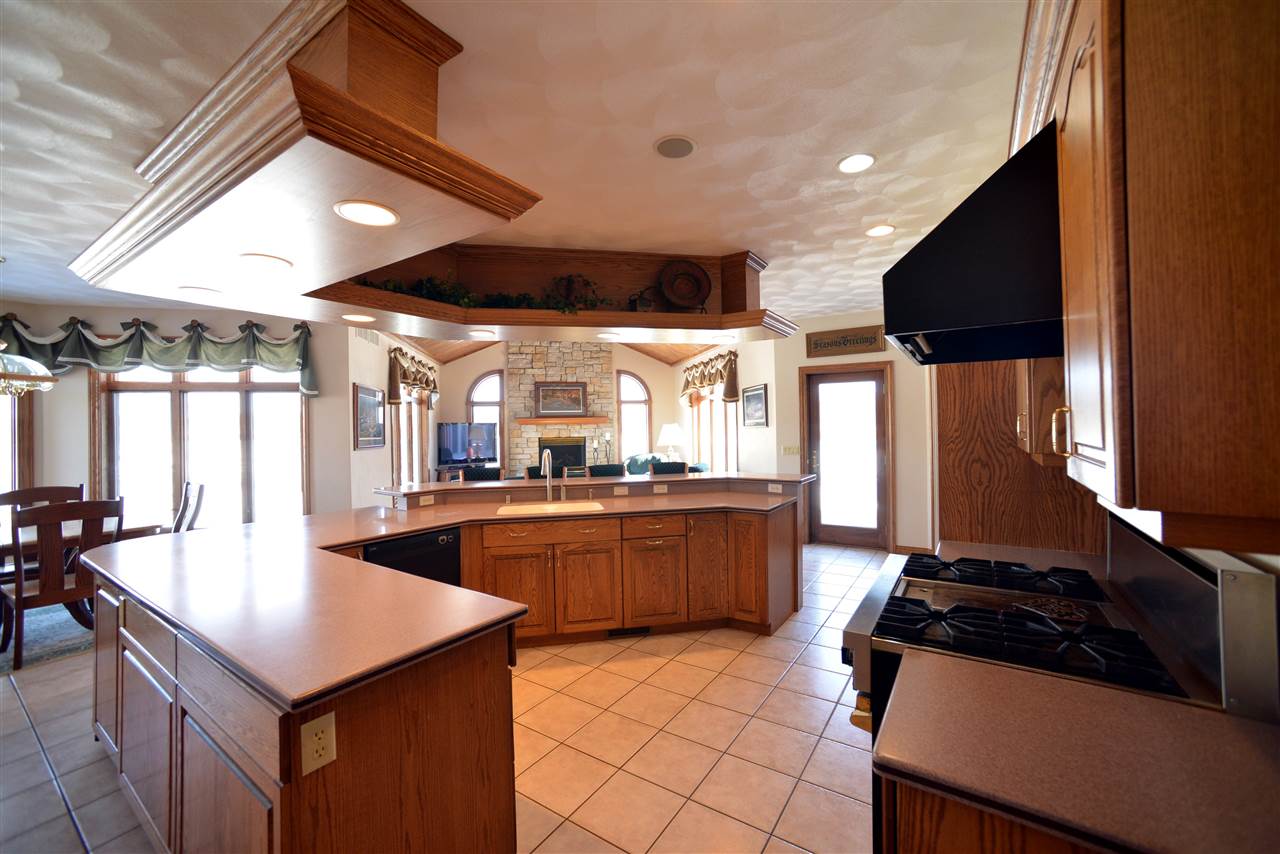 999 S BIRD ST, Sun Prairie, WI 53590
