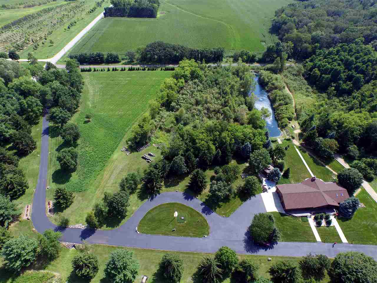 3599 Heatherstone Ridge