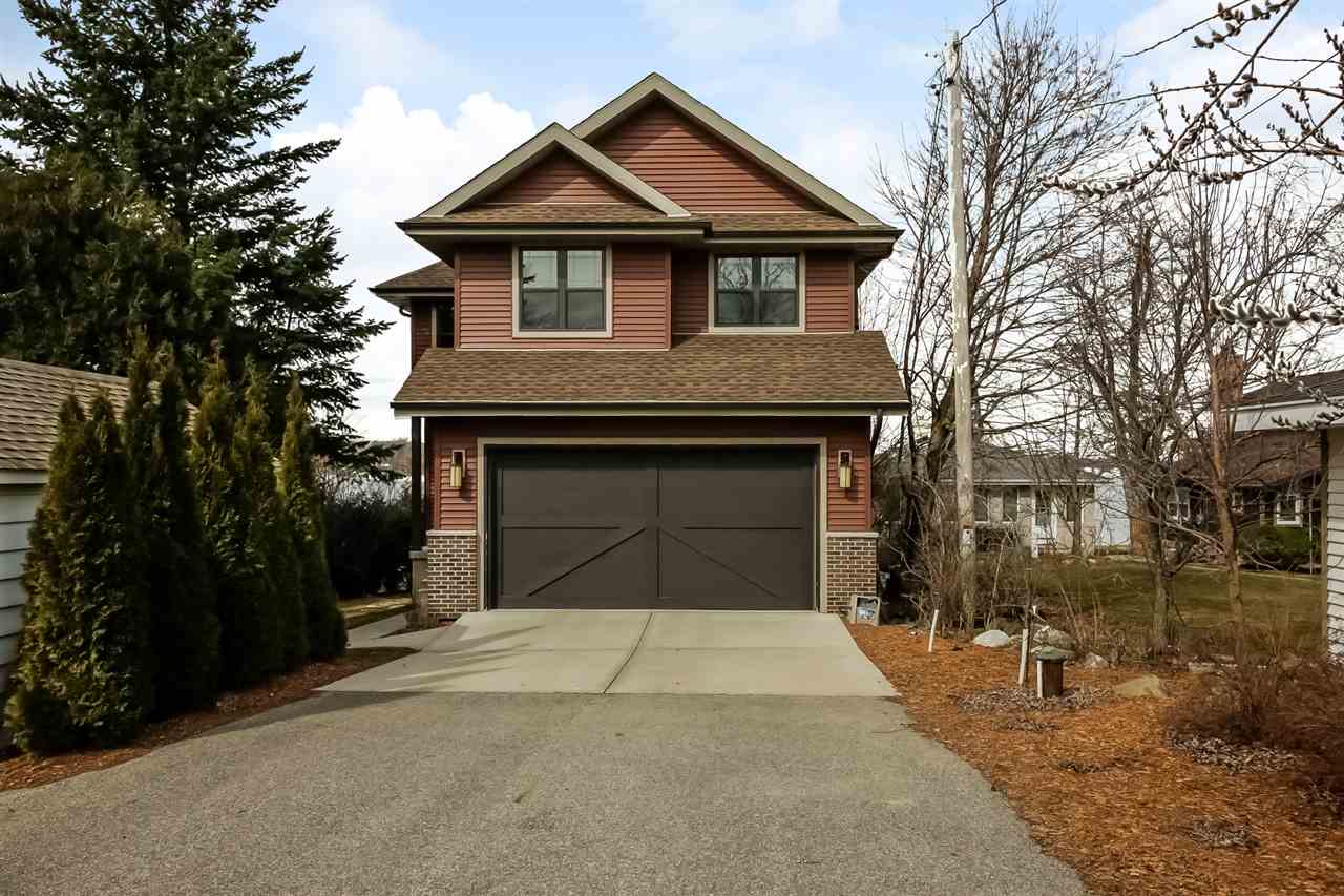3599 Heatherstone Ridge