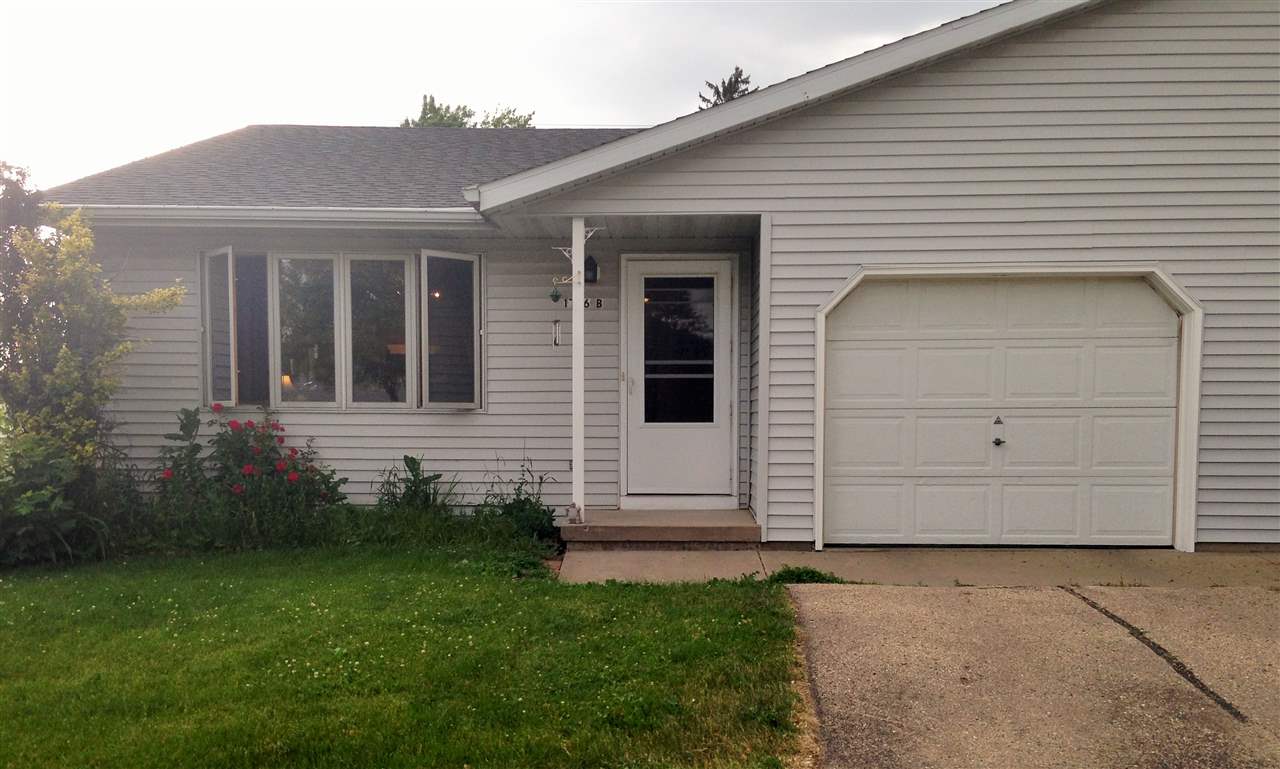 877 Chalfont Dr