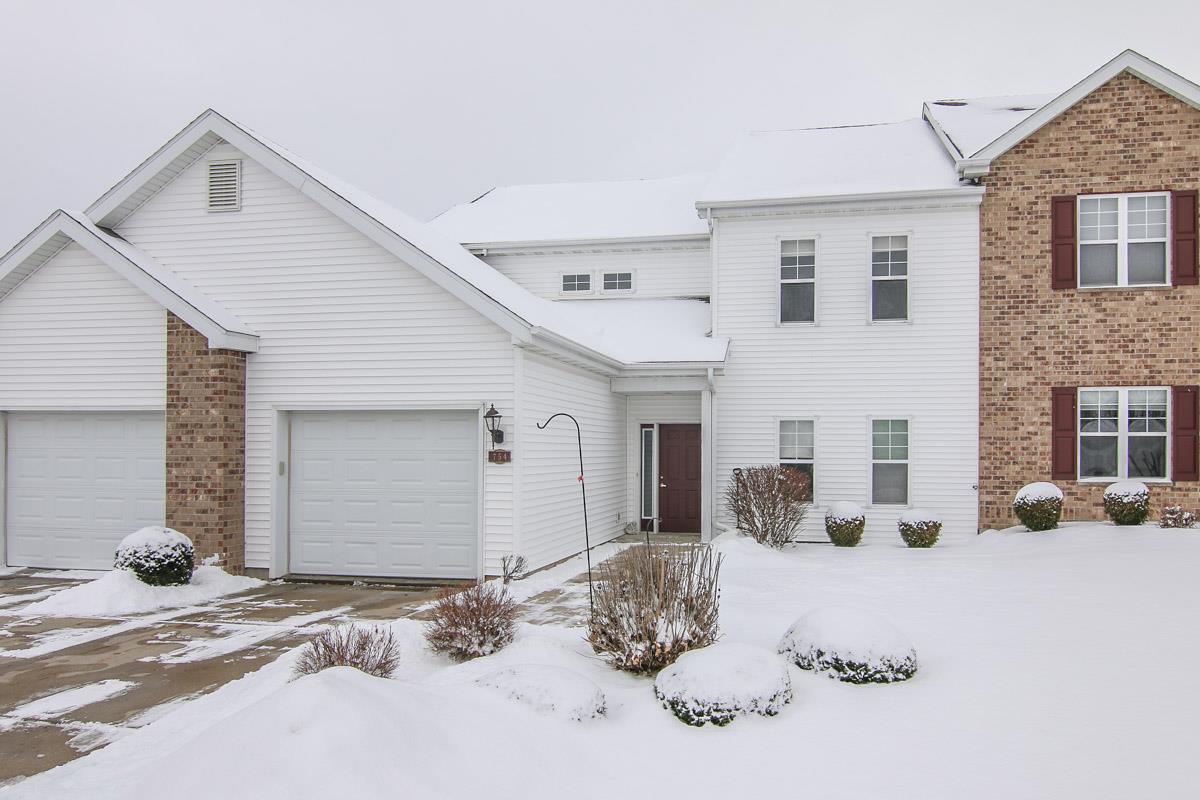 6693 Prairie View Dr