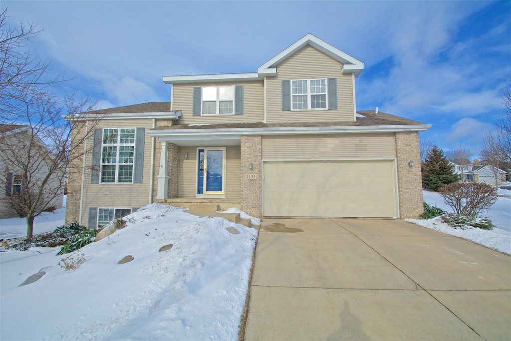 521 E Main St