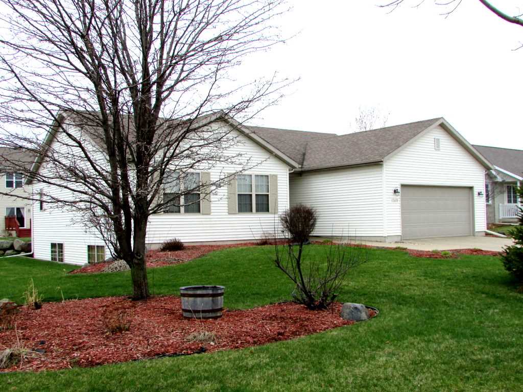 815 Hummingbird Ct