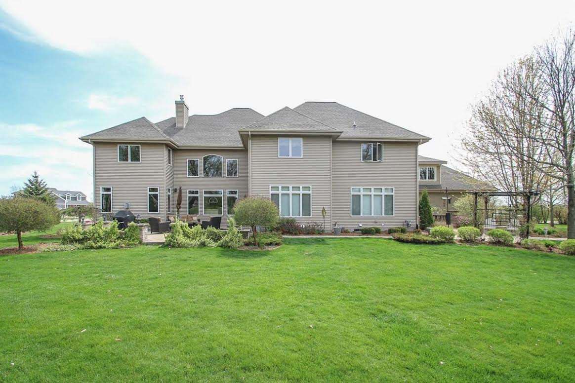 7718 ALMOR DR, Verona, WI 53593