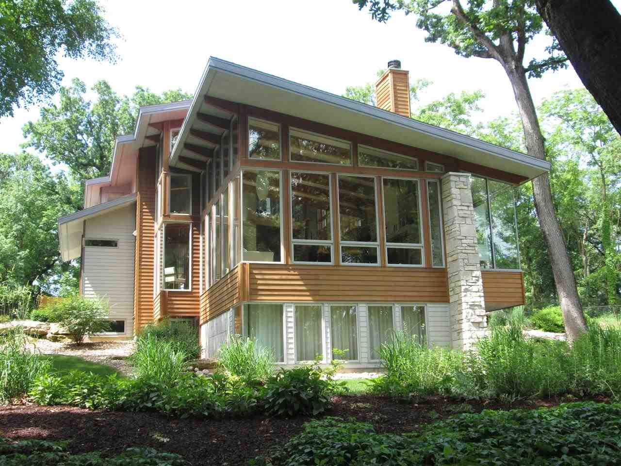3359 Timber Ln, Middleton, WI 53593