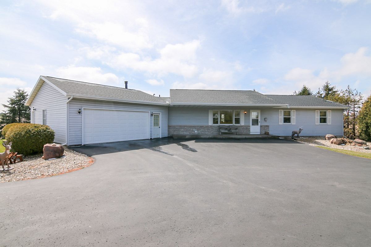 1654 Spring Rose Rd