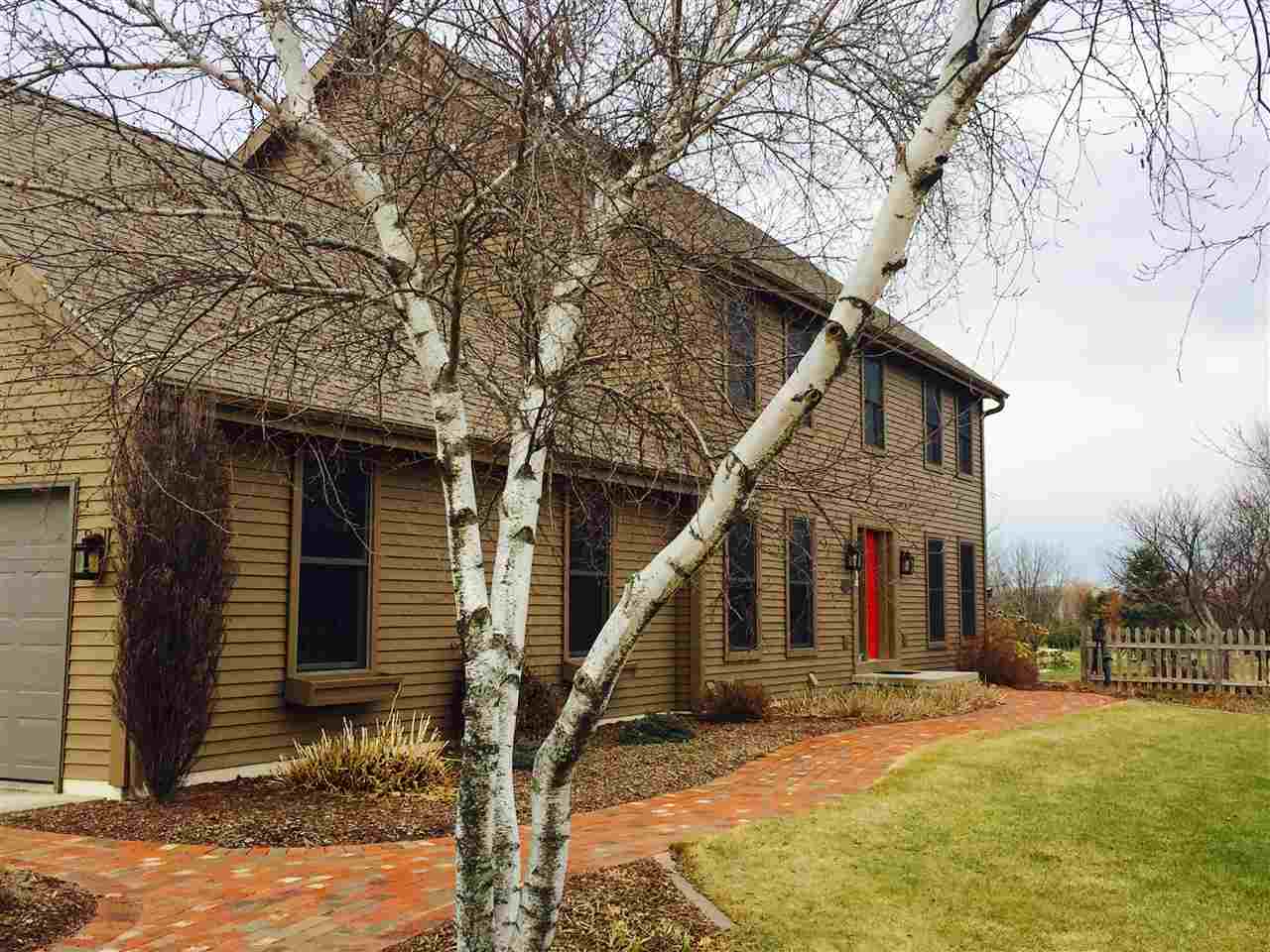 7553 De Soto St