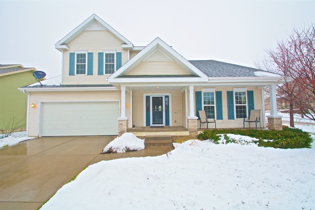 3760 Cardinal Point Tr