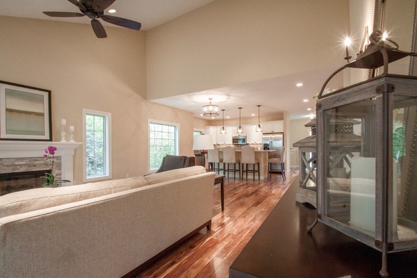 7240 Clover Hill Dr