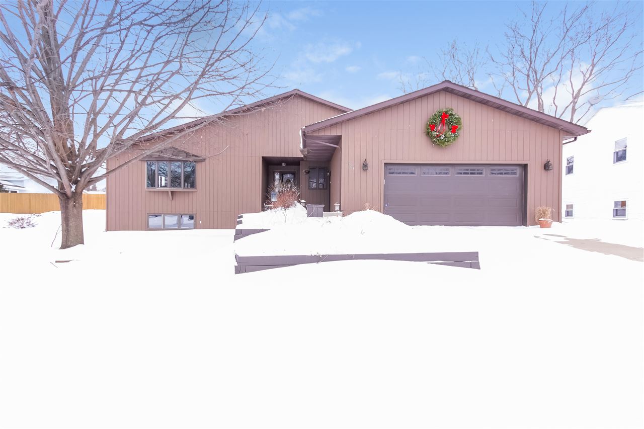 5546 Huntingwood Way