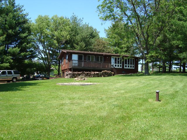 1135 Bluebird Trail