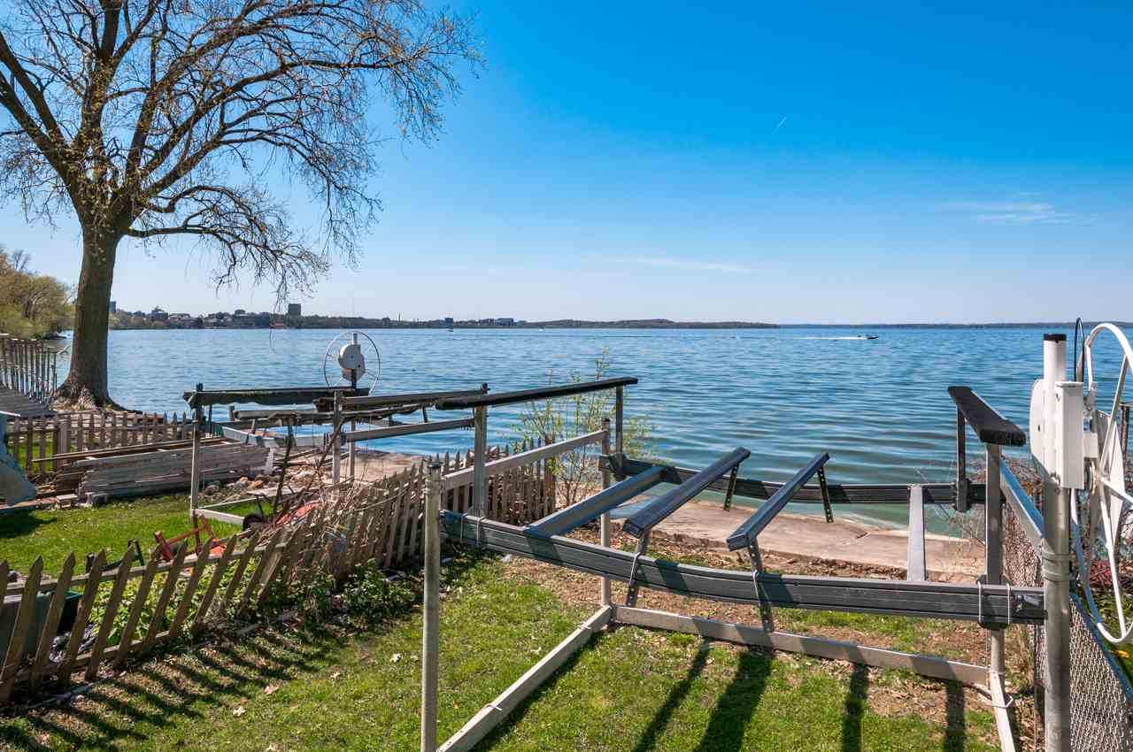 1026 Sherman Ave, Madison, WI 53703