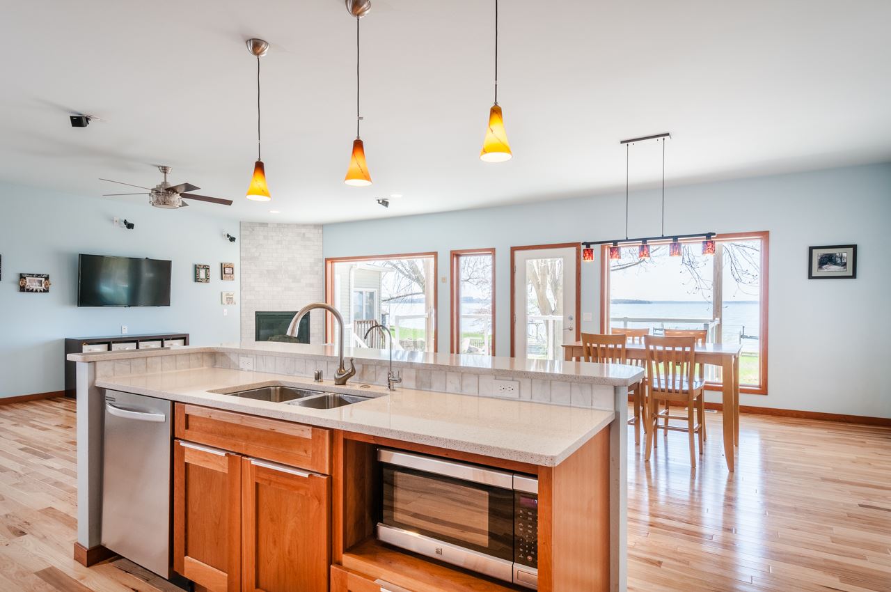 1026 Sherman Ave, Madison, WI 53703